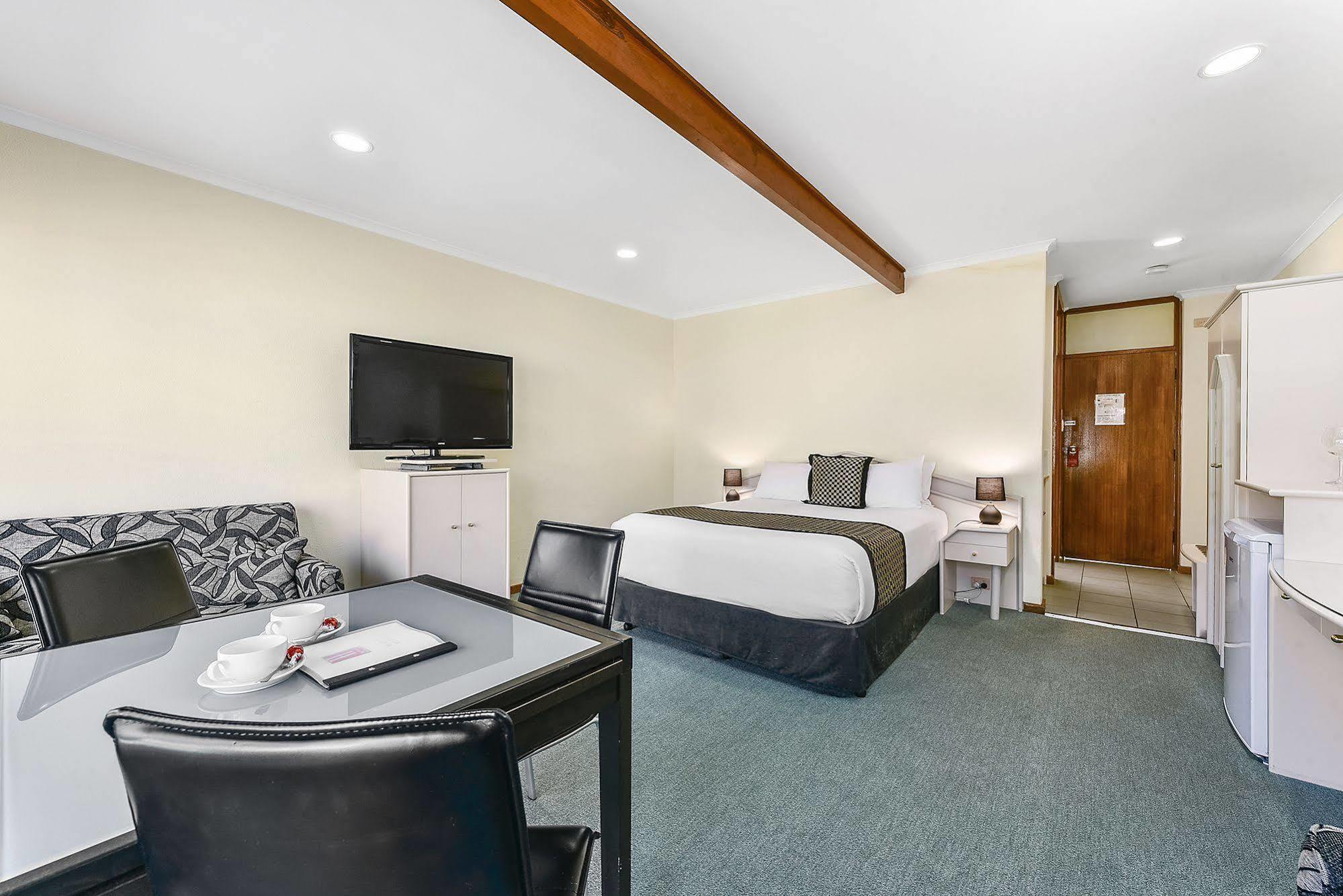 William Macintosh Motor Lodge Naracoorte Exterior foto